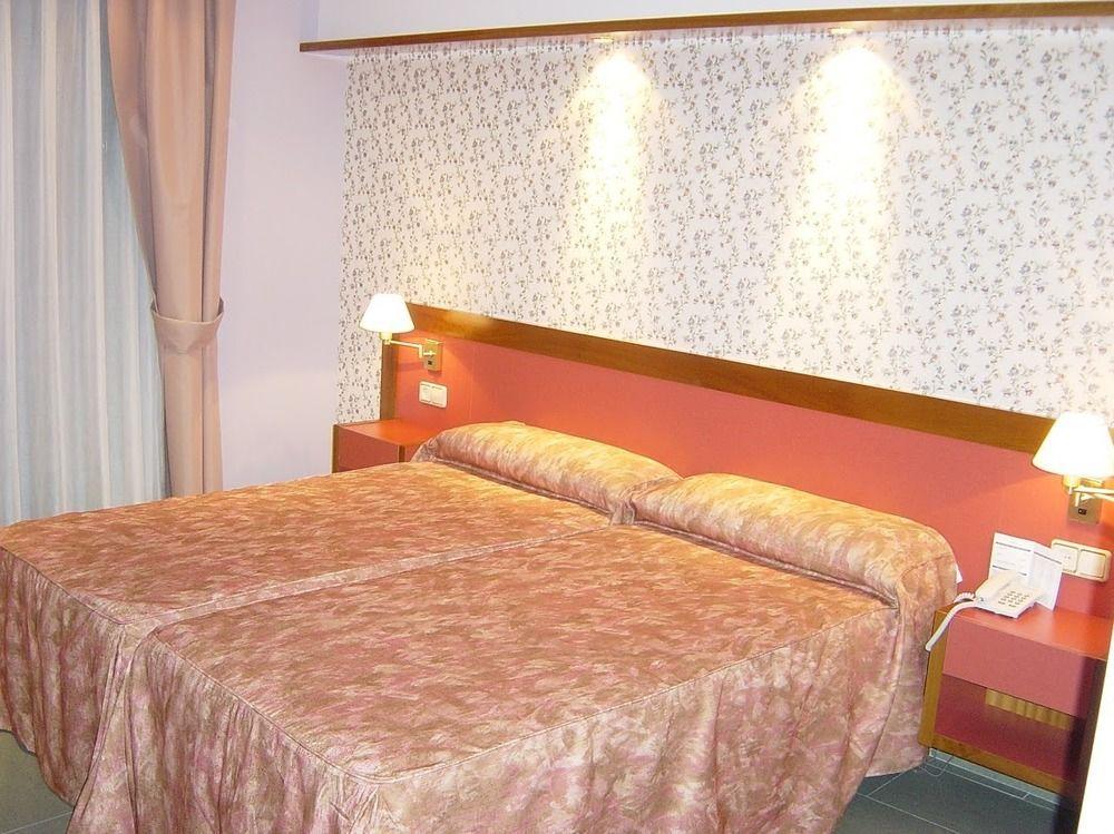 Hotel Jardin De Aranjuez Exterior foto