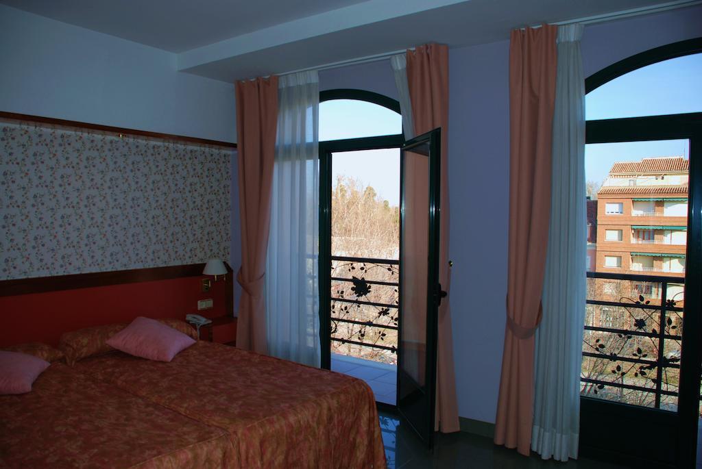 Hotel Jardin De Aranjuez Exterior foto
